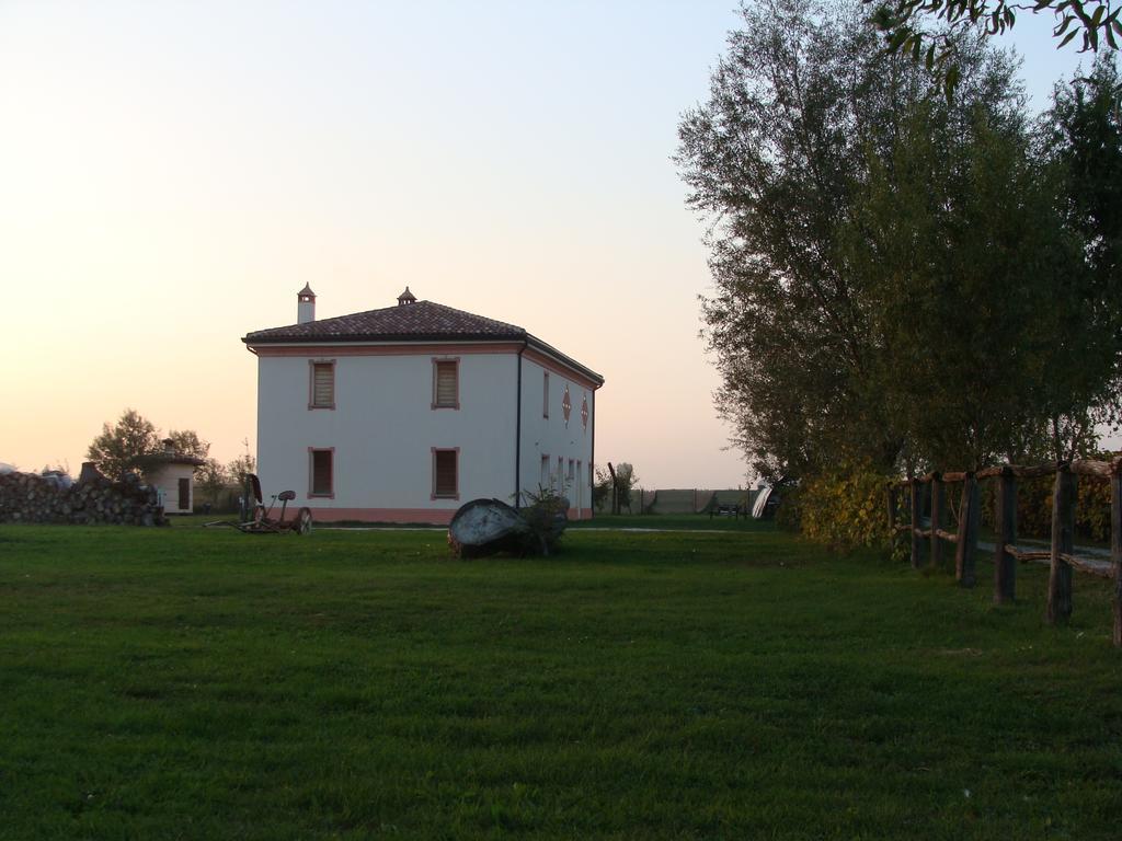 Antico Casale Dei Sogni Agriturismo Lugo  Exterior foto