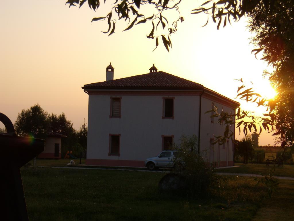 Antico Casale Dei Sogni Agriturismo Lugo  Exterior foto